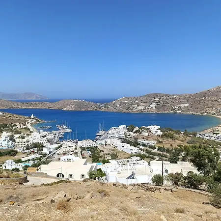 Spiti Goflor Chora (Ios)