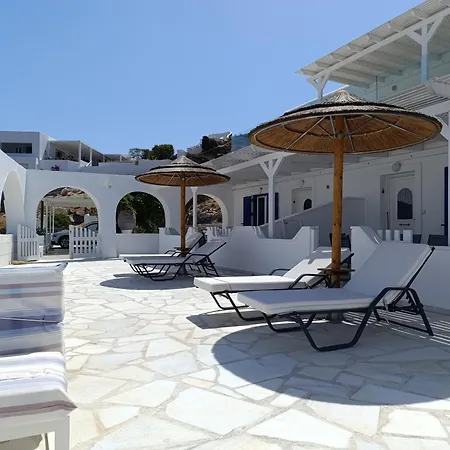 Spiti Goflor * Chora (Ios)